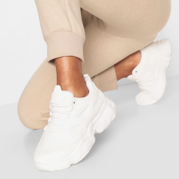 ⛔️SOLD⛔️Chunky Sneakers in white - Picture 2 of 9